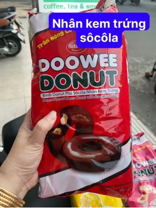 BỊCH 12 GÓI BÁNH DONUT SÔCLA ( CÓ ĐỦ 6 HƯƠNG VỊ )