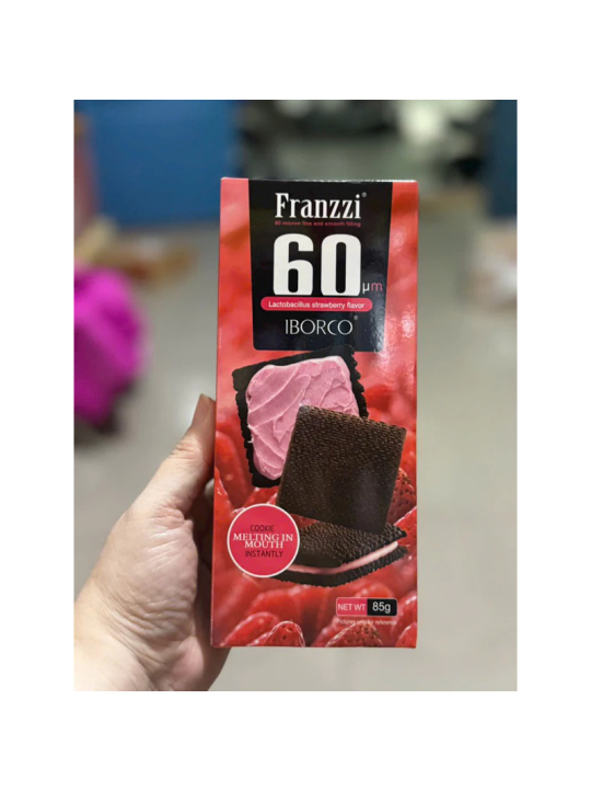 Bánh quy socola kem ít đường Frazzi 85gr - Date xa gói quà Tết đẹp