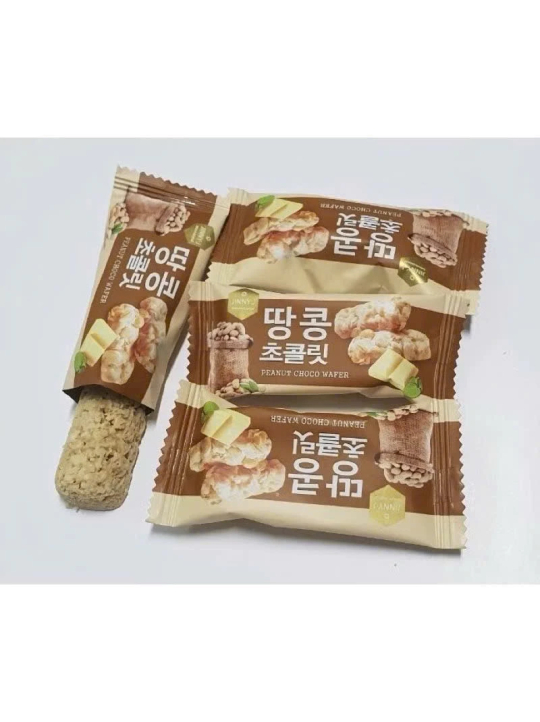 Bánh Yến Mạch Đậu Phộng Hàn Quốc JINNY.J - Peanut Choco Water 230g